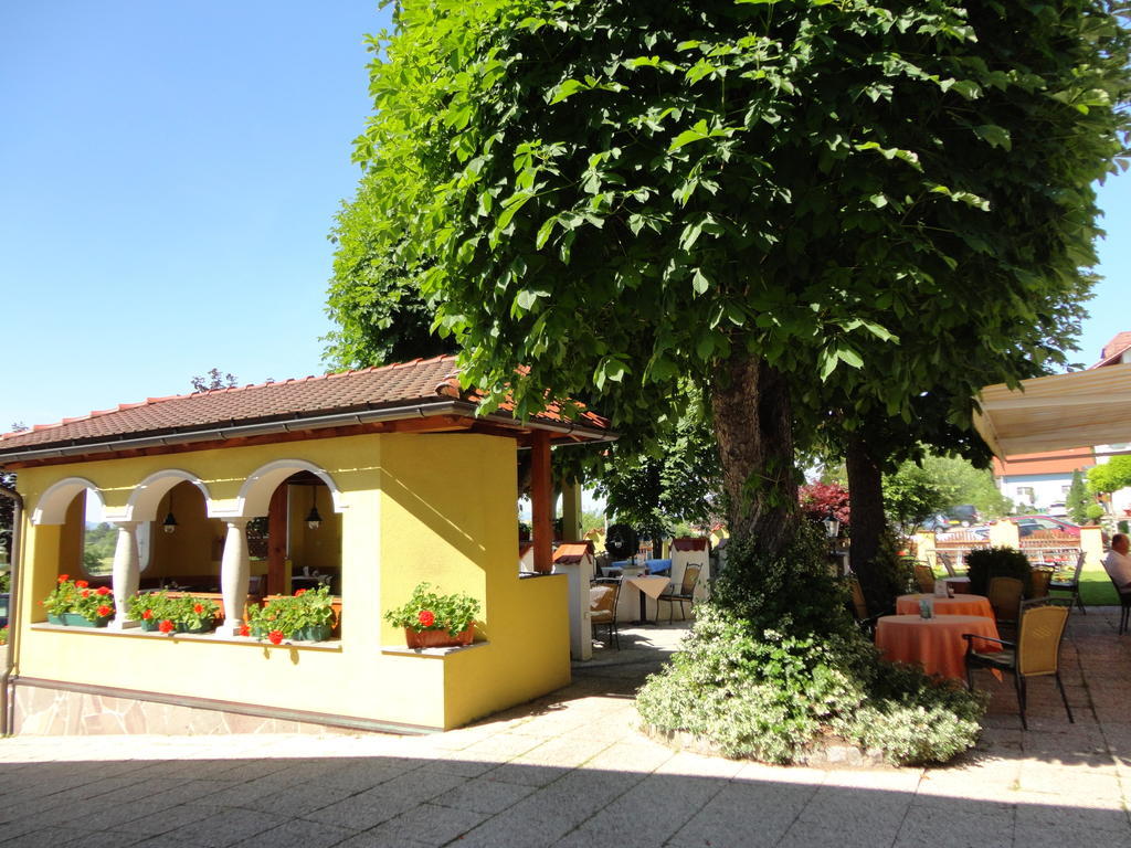 Business-Hotel Stockinger Ansfelden Exterior photo